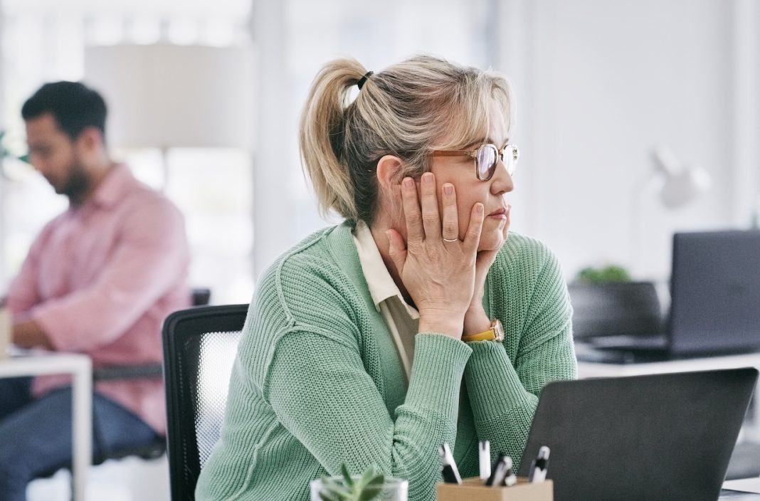 Leaked Memo Reveals JPMorgan Staff Backlash Amid AI Job Cuts