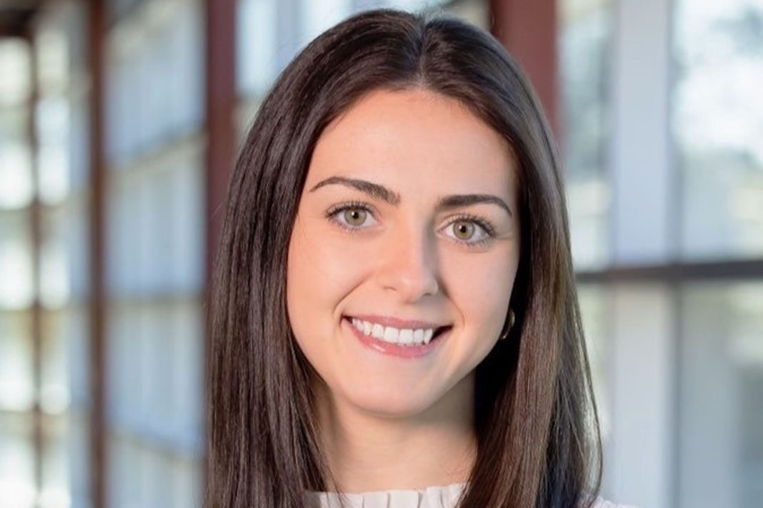 Youngest Female Certified Financial Planner in La. Announced