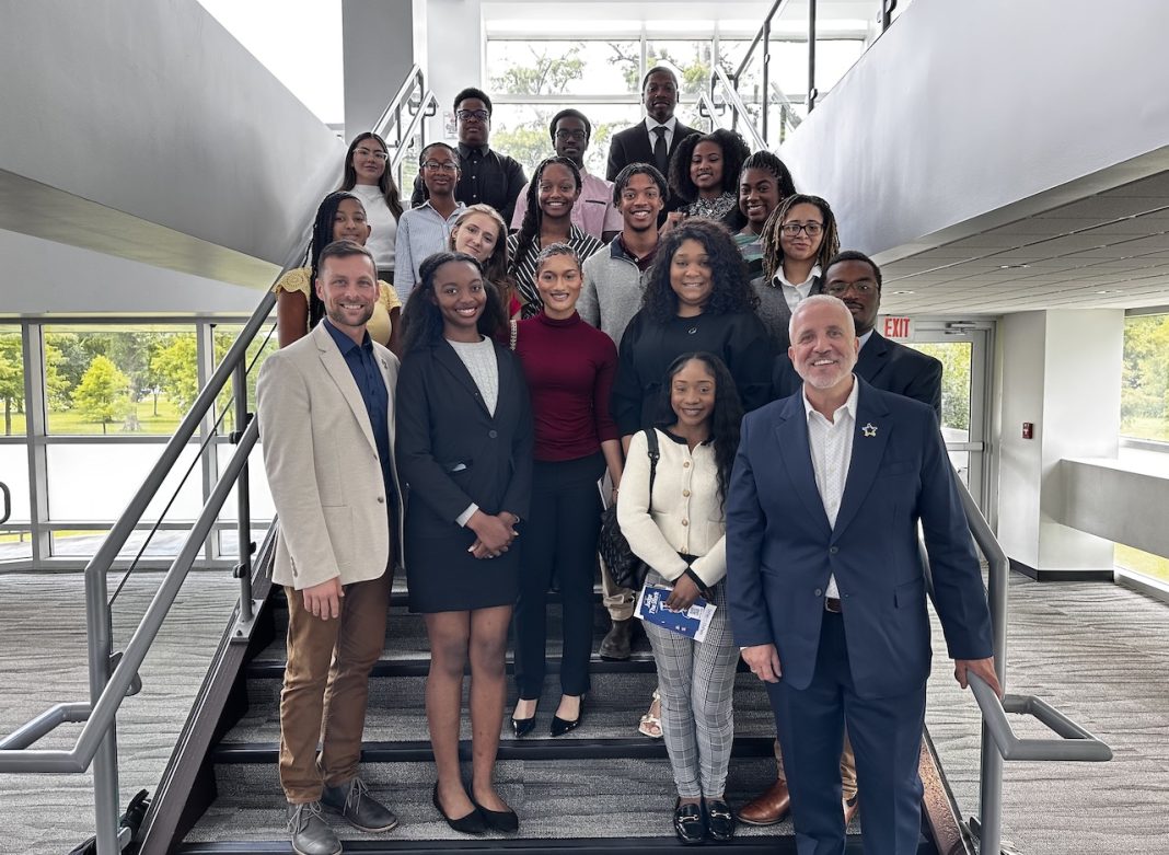 Neurolenses Wins GNO, Inc. Internship Pitch Competition