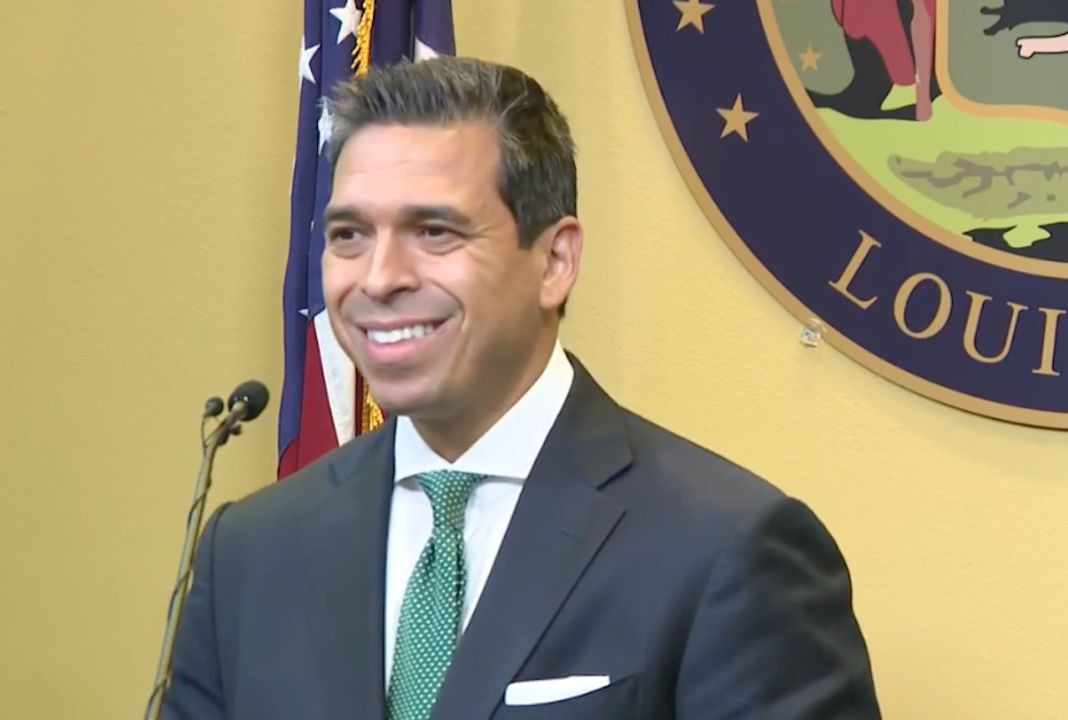 Top Cantrell Deputy Gilbert Montaño to Step Down