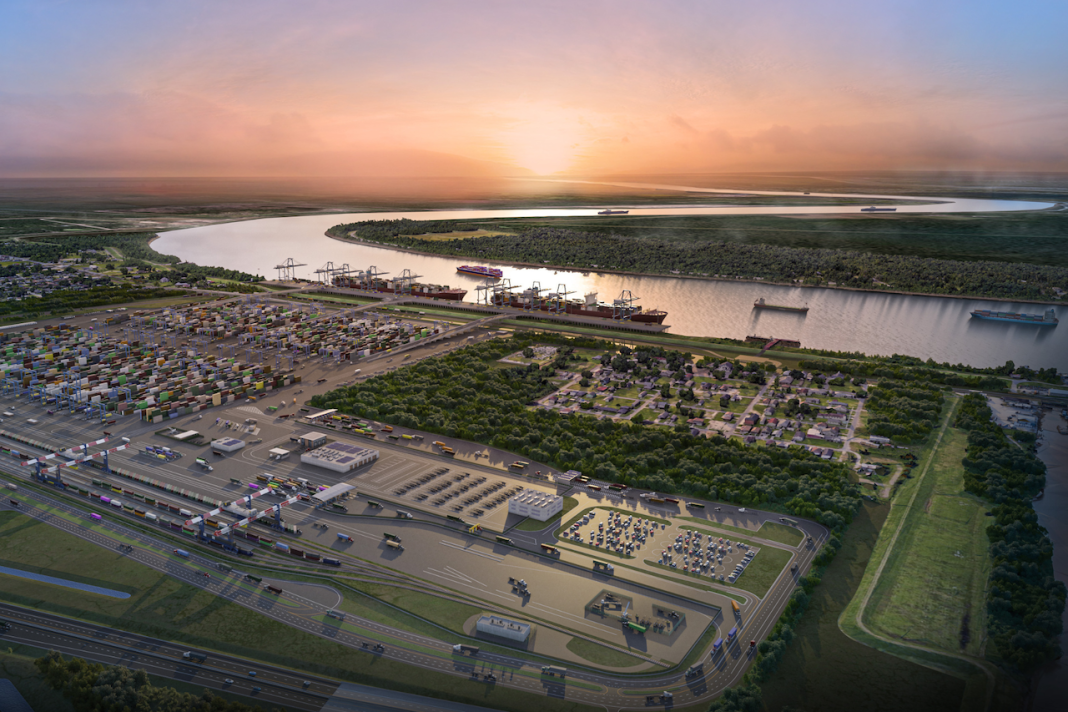 Nunez Develops Maritime Certificate for LIT Workforce