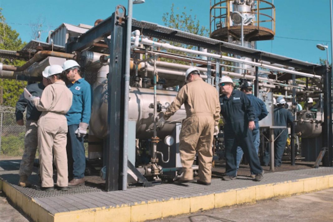 Nunez to Acquire $1M LNG Unit