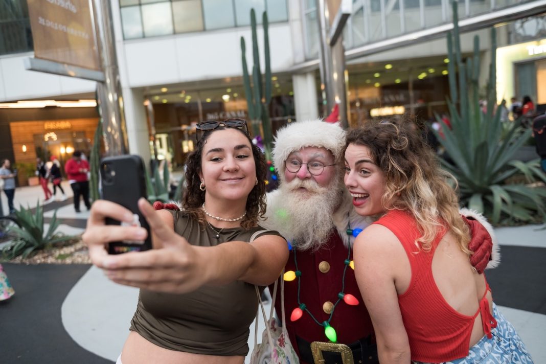 Canal Place Unveils Holiday Program