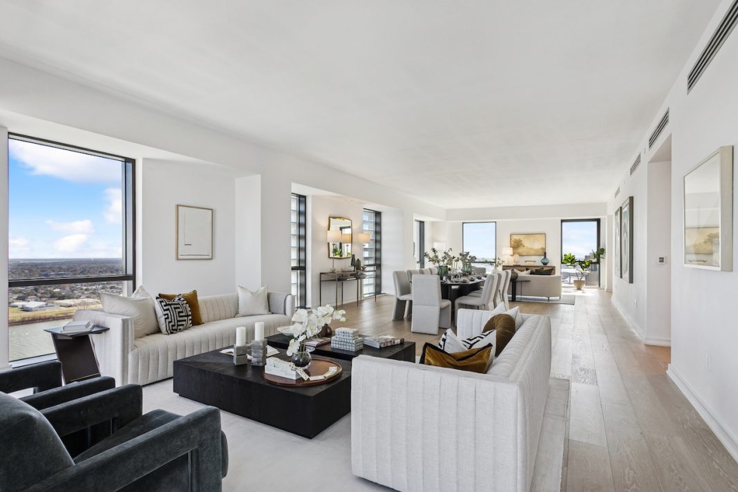 Four Seasons Unveils 25 Reserve Residences. Photo credit Dawn McKenna Group Coldwell Banker Realty.