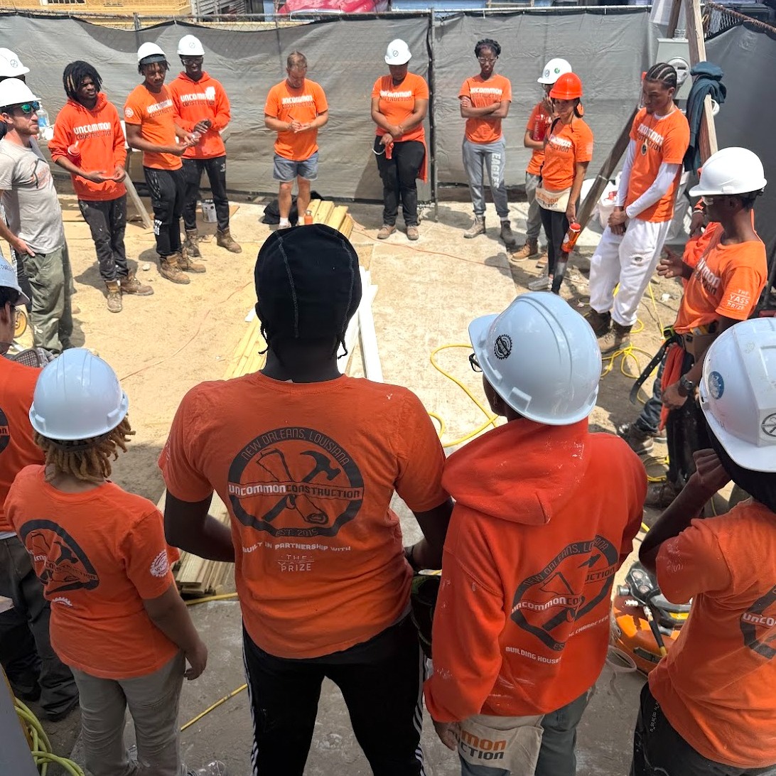 Construction Community unCommon Construction's Community Build Day with Airbnb