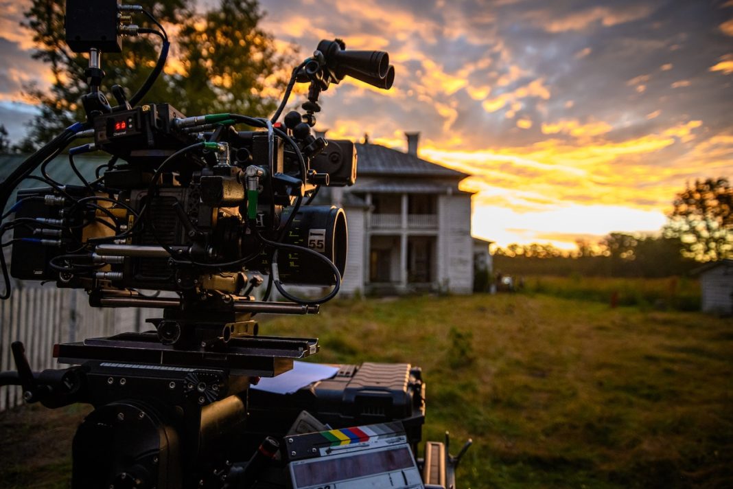 Hollywood Pullback and AI Shift Film Industry