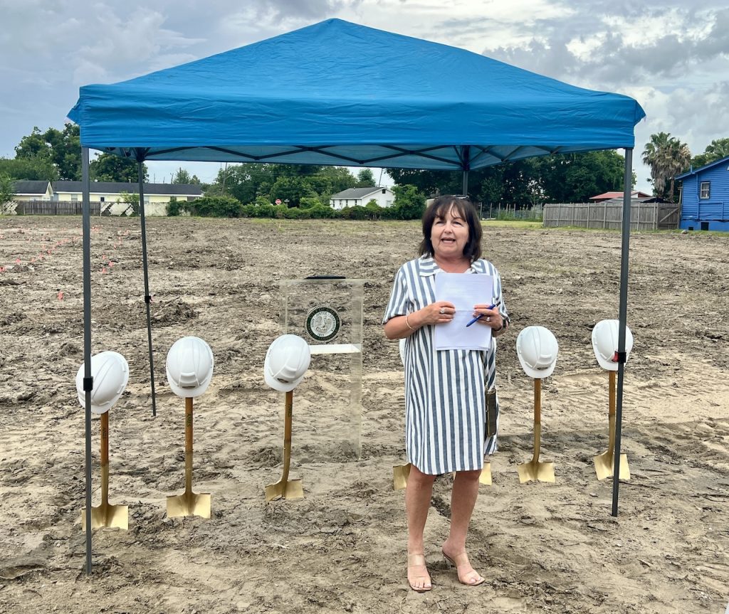 AM Plaza Breaks Ground in Gretna