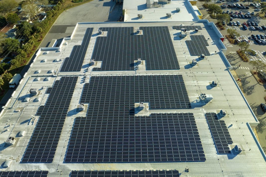 Solar Surpasses Coal as U.S. Boosts Coal Investment