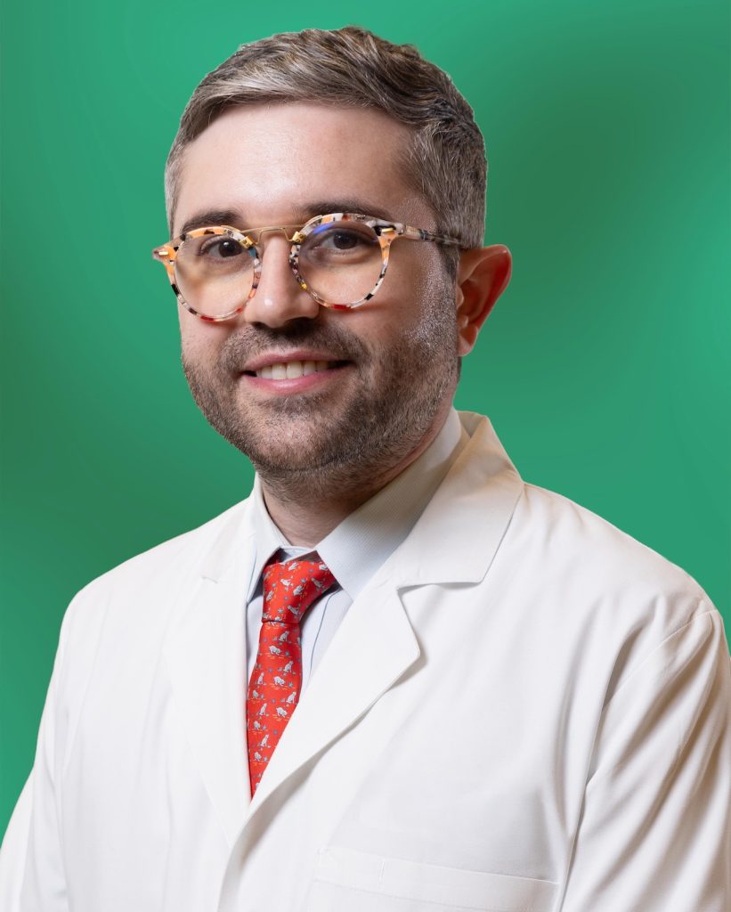 North Oaks Health Adds 2 Neurosurgeons