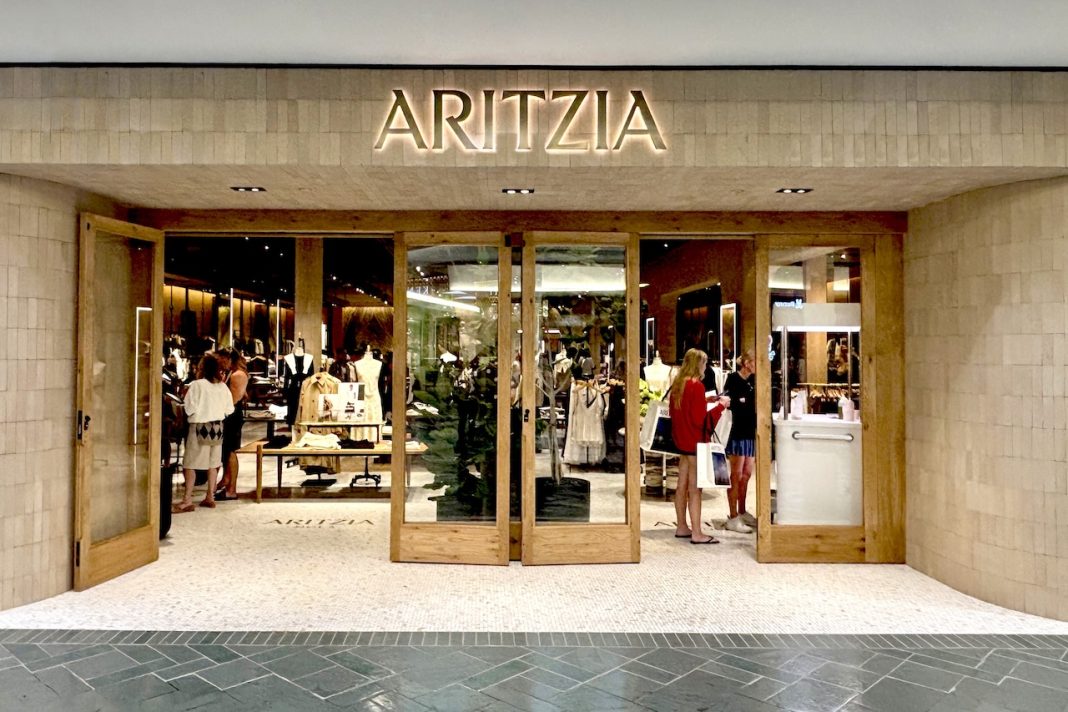 Aritzia Opens First Gulf Coast Store at Lakeside