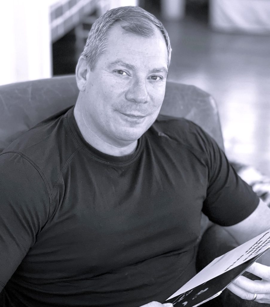 Larry Lovell Launches PR Firm