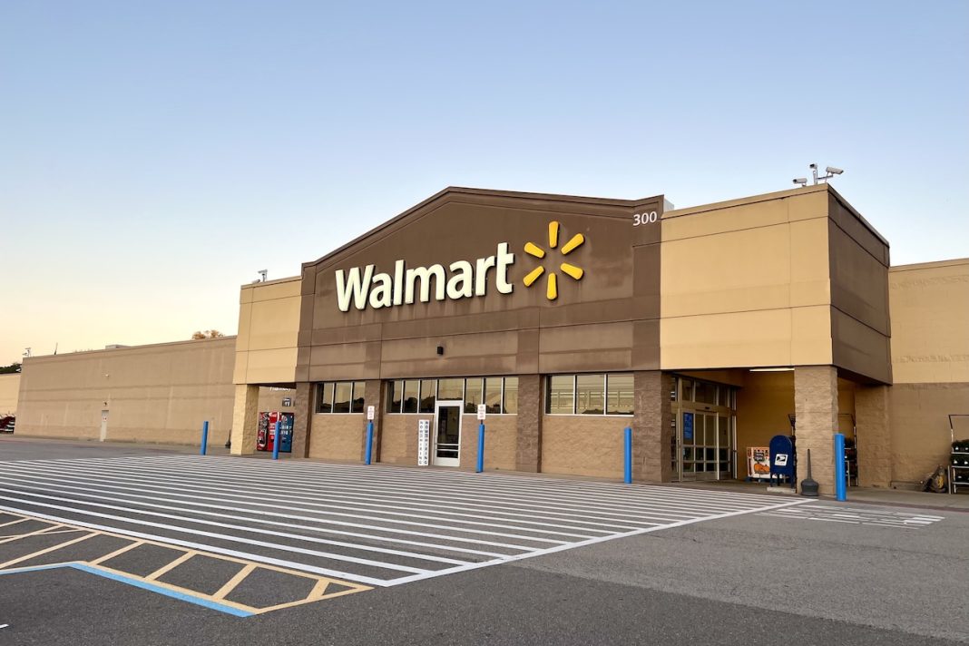 Walmart Q2 Earnings Reveal Consumer Divide