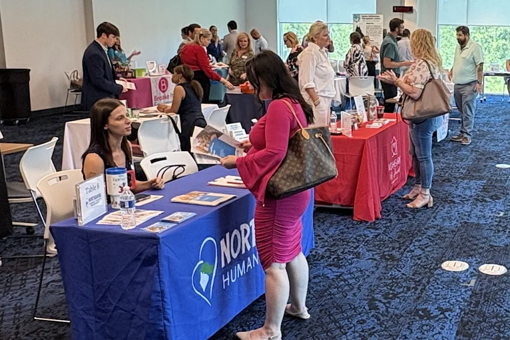 Speed Connection Links Young Professionals With Nonprofits