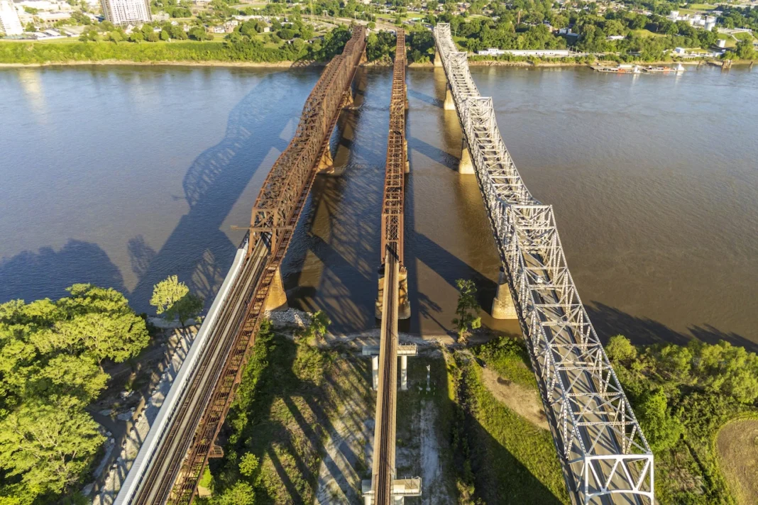 River Chain Defence $20K R:3 River, Road, Rail Pitch Deadline Extended - Biz New Orleans